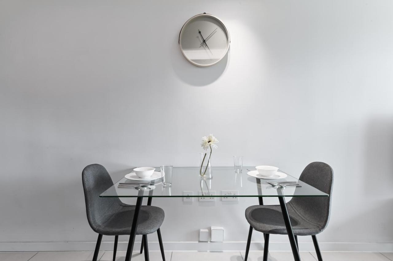 Khayat Homes - The Curve - One Bed London Exteriör bild