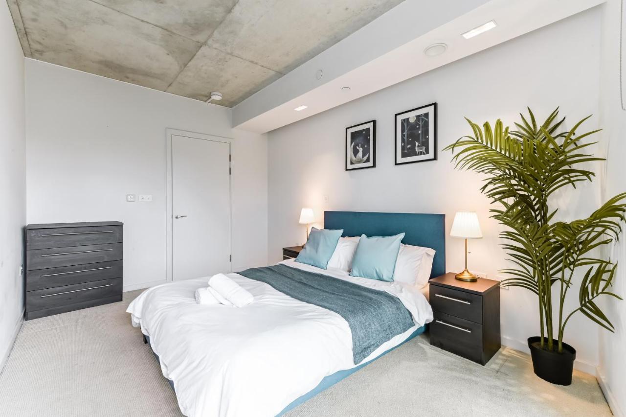 Khayat Homes - The Curve - One Bed London Exteriör bild