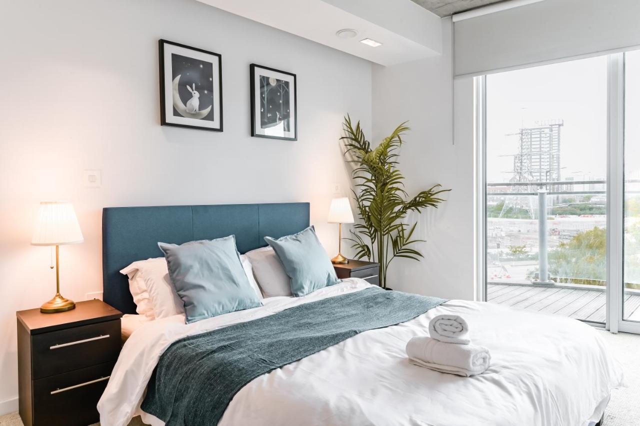 Khayat Homes - The Curve - One Bed London Exteriör bild